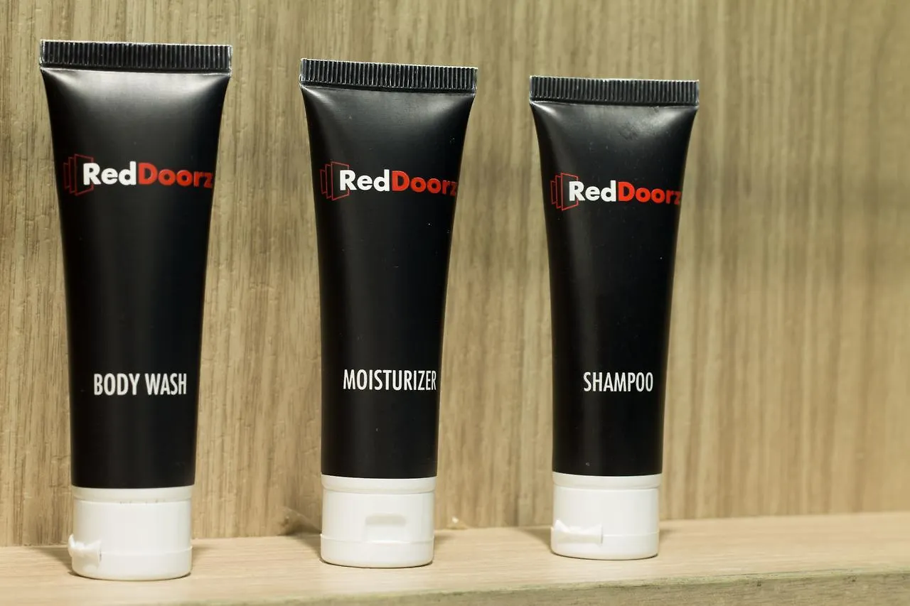 Reddoorz Plus @ Petitenget Seminyak Indonesia